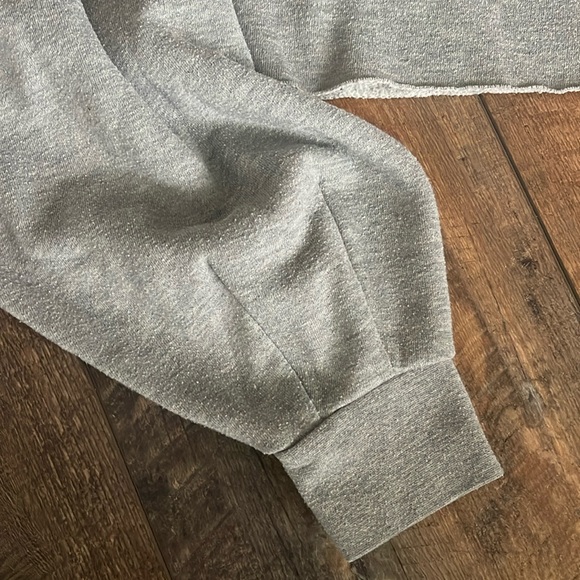 ROCAWEAR Oversized Cropped Sweatshirt (M) - Picture 4 of 8